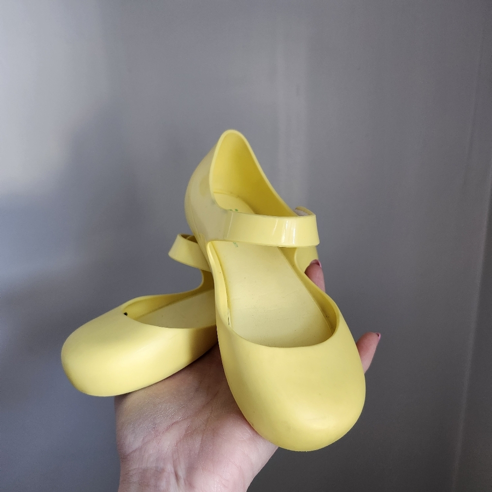 Igor Yellow Jelly Kids Shoes Size 10 Girl's